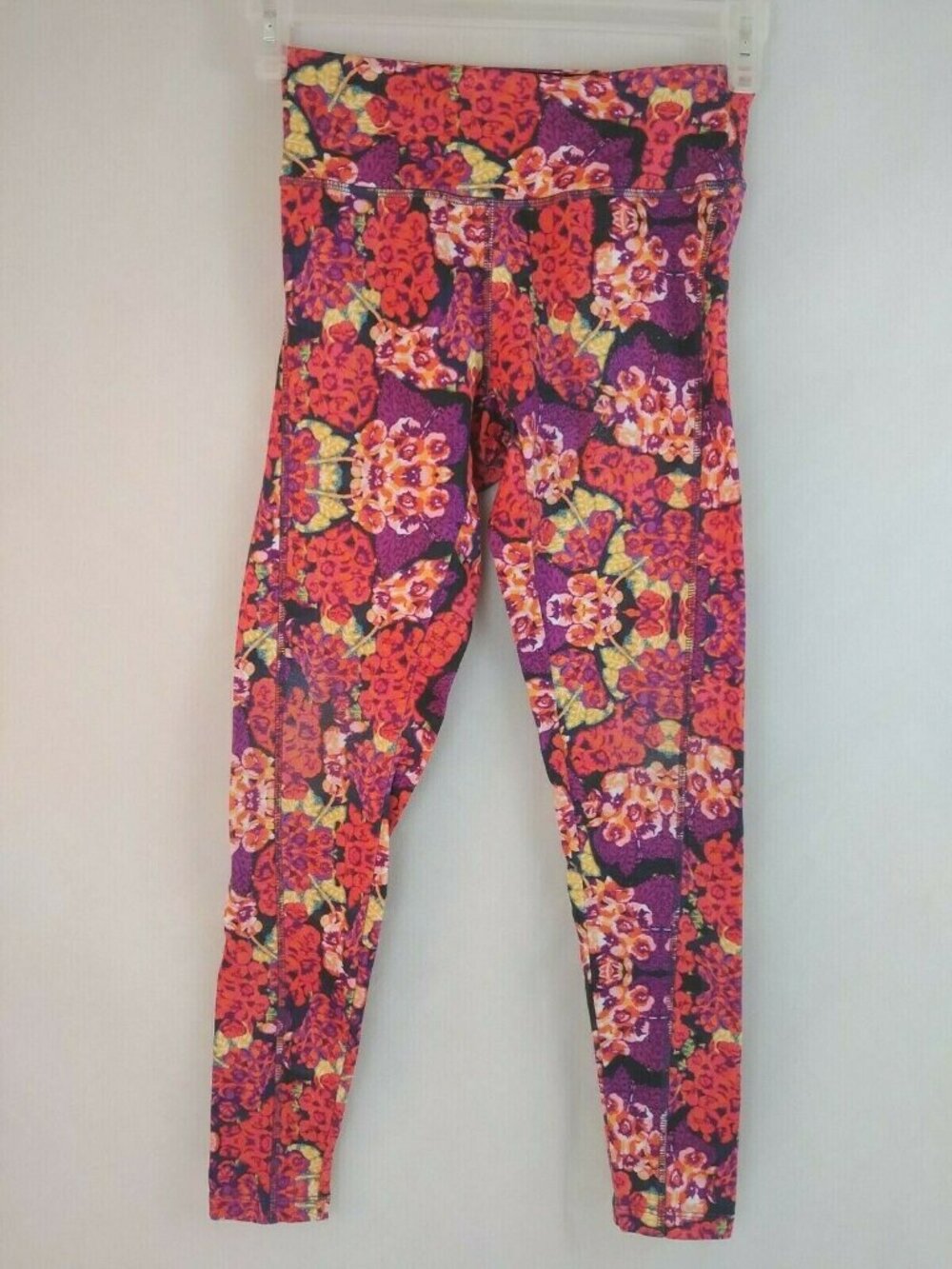LuLaRoe Simply Comfortable Leggings Multicolor Floral Design Size XS